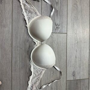 Elegant Lace Bra in Cream